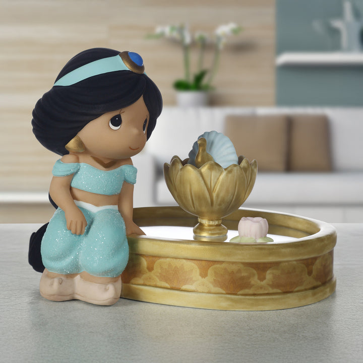 Precious Moments Disney Showcase: Jasmine with Mirrored Fountain Figurine sparkle-castle