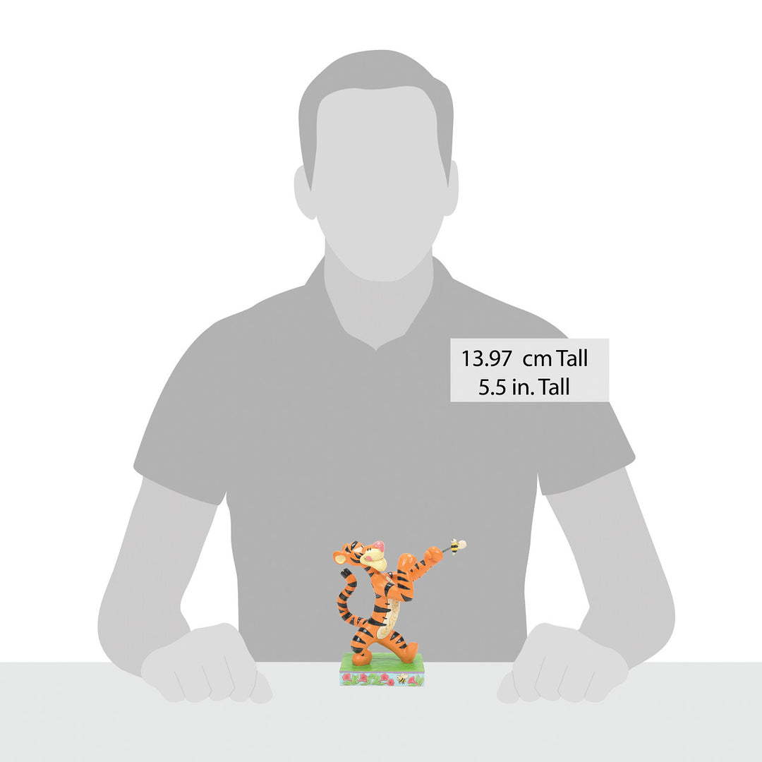 Jim Shore Disney Traditions: Tigger Fighting Bee Figurine sparkle-castle