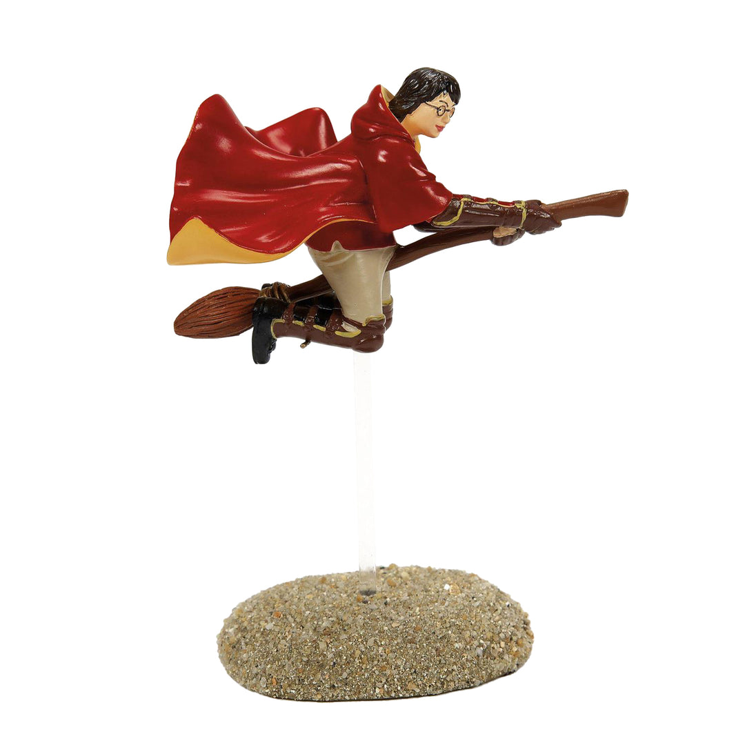 Department 56 Harry Potter Village Accessory: The Seekers, Set of 2 sparkle-castle
