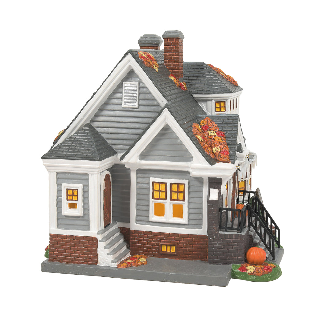 Department 56 Snow Village Harvest: Friday Night Fanatics sparkle-castle