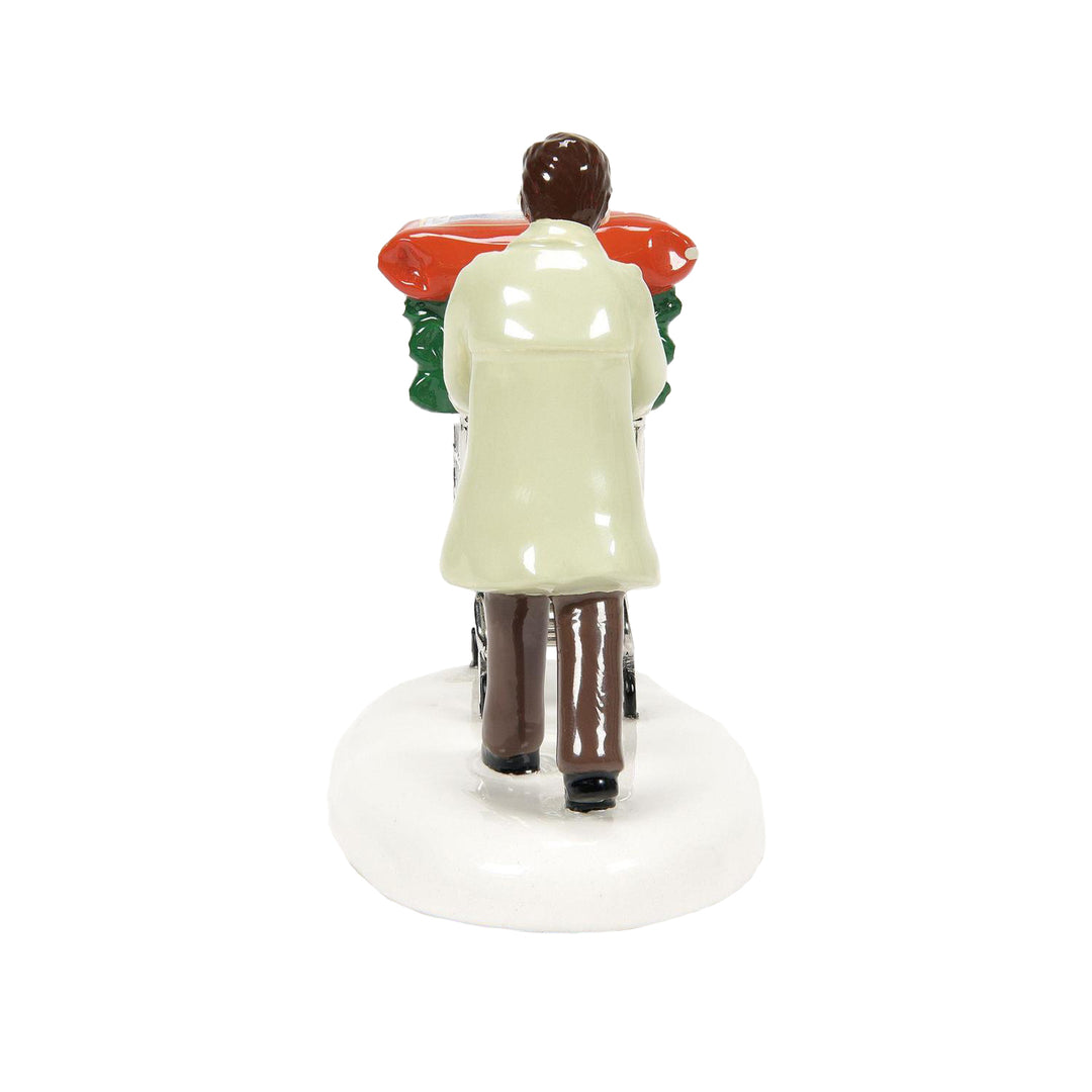 Department 56 National Lampoon's Christmas Vacation Accessory: Ellen & I Want To Help sparkle-castle