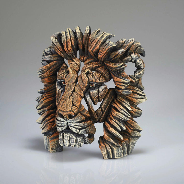 Edge Sculpture: Miniature Lion Bust sparkle-castle