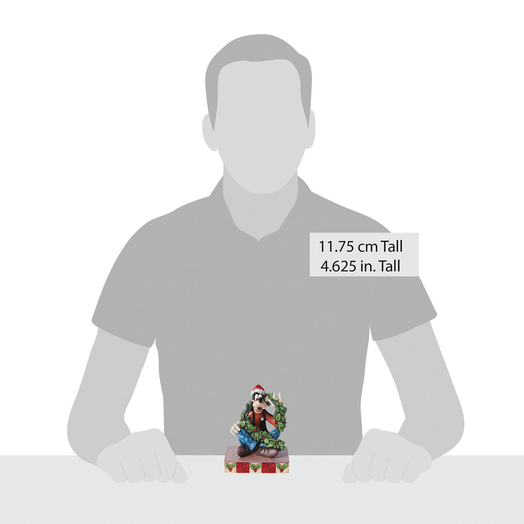 Jim Shore Disney Traditions: Christmas Goofy Personality Pose Figurine sparkle-castle