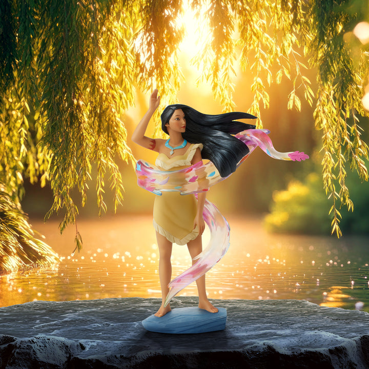 Disney Showcase: Pocahontas Figurine sparkle-castle