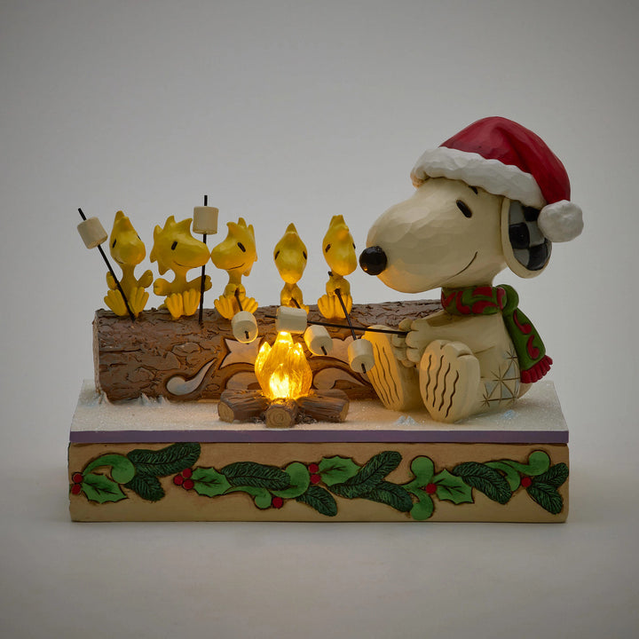 Jim Shore Peanuts: Snoopy & Woodstocks Roasting Marshmallows Figurine sparkle-castle