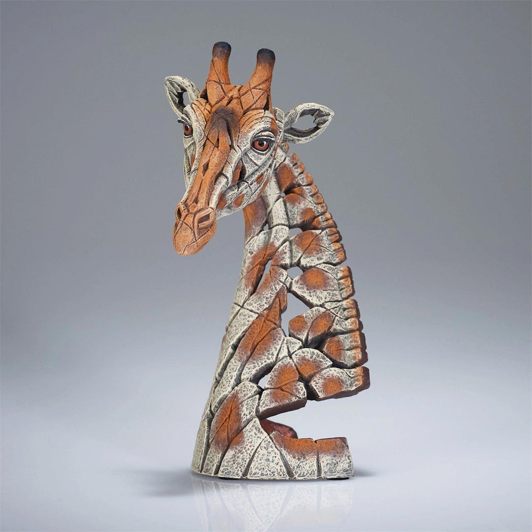 Edge Sculpture: Miniature Giraffe Bust sparkle-castle