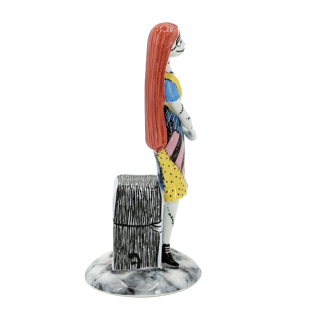 Disney English Ladies: Nightmare Before Christmas Sally Figurine sparkle-castle