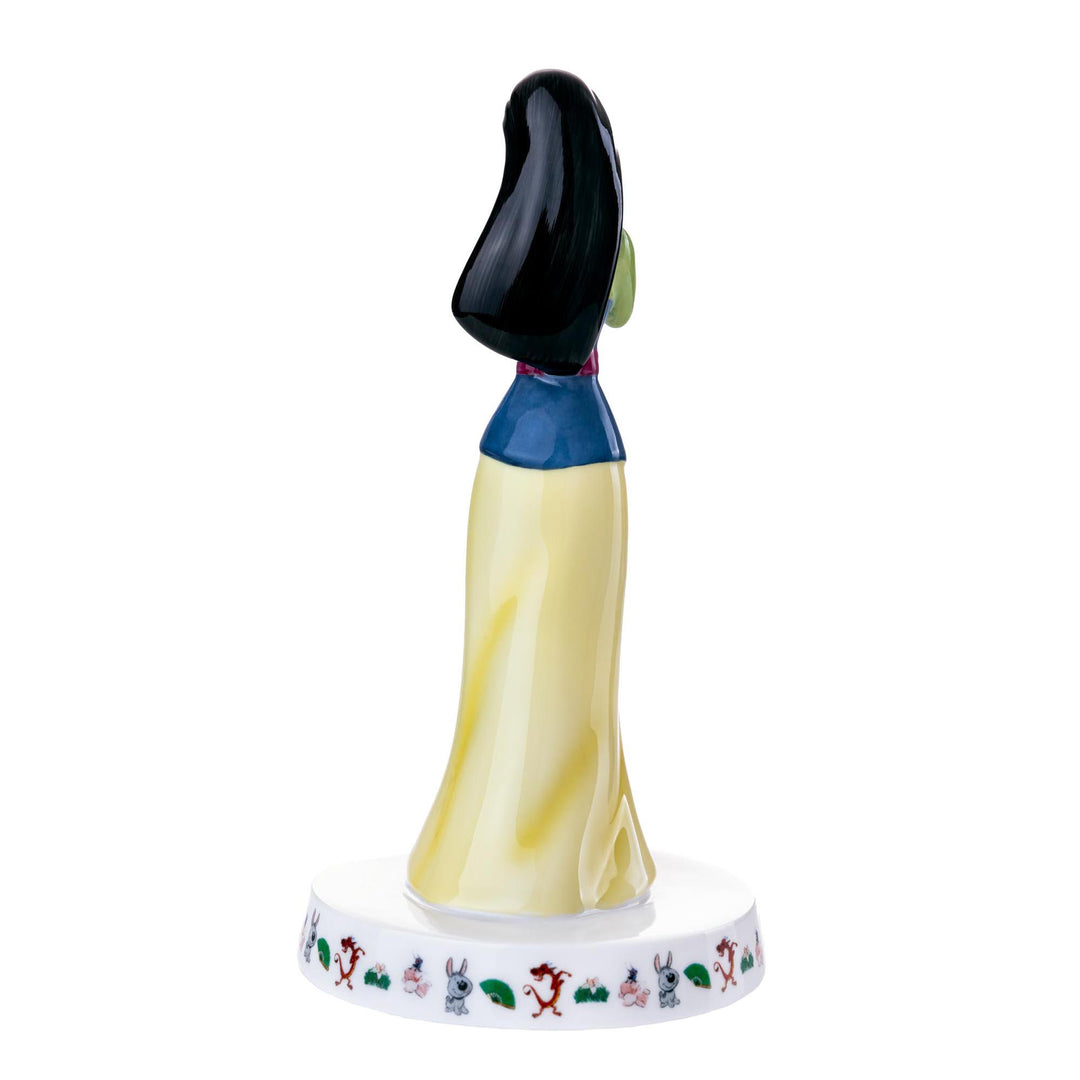 Disney English Ladies: Mulan Holding Diamond April Birthstone Figurine sparkle-castle