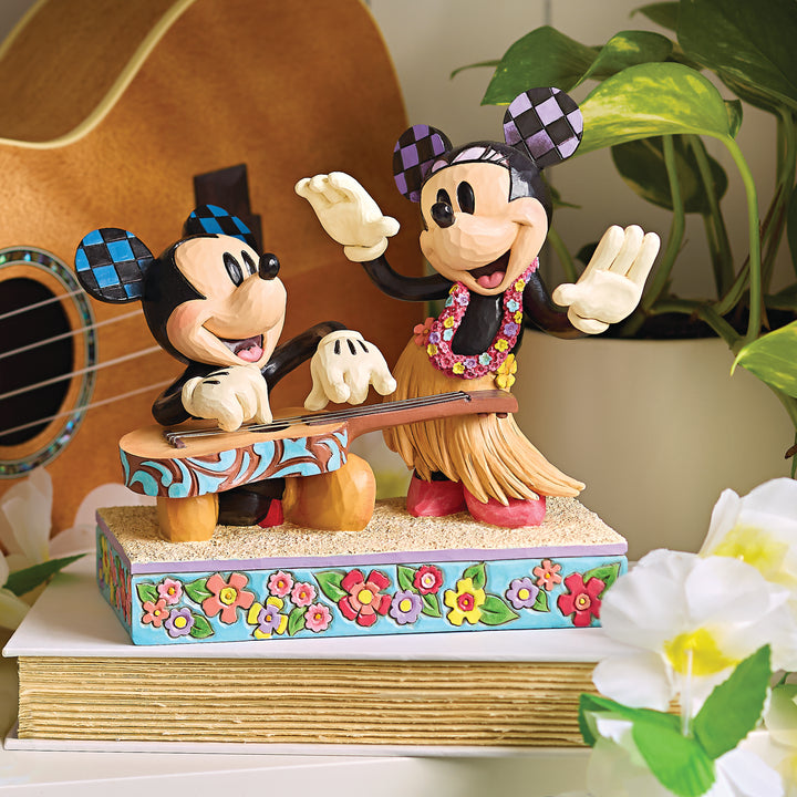 Jim Shore Disney Traditions: Mickey & Minnie Hawaiian Luau Figurine sparkle-castle