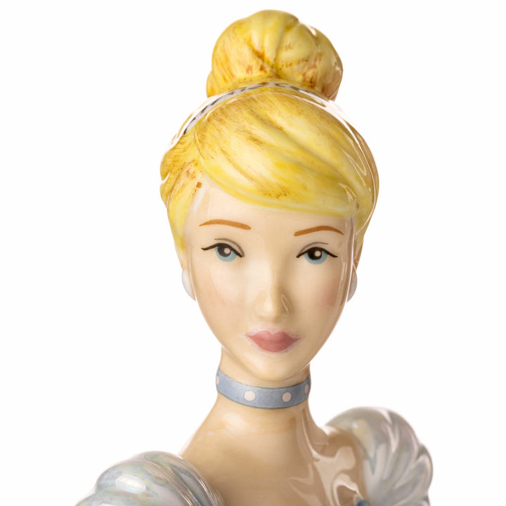 Disney English Ladies: Cinderella & Major Musical Figurine sparkle-castle