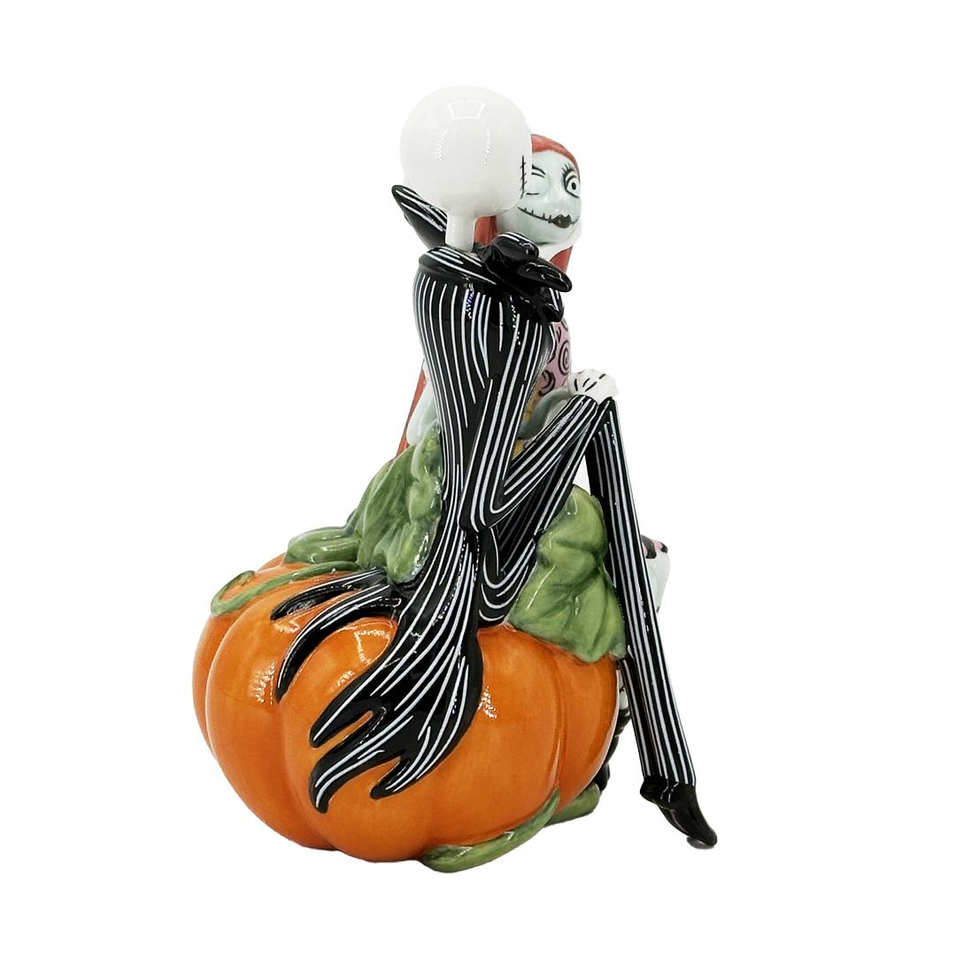 Disney English Ladies: Nightmare Before Christmas Jack & Sally Figurine sparkle-castle