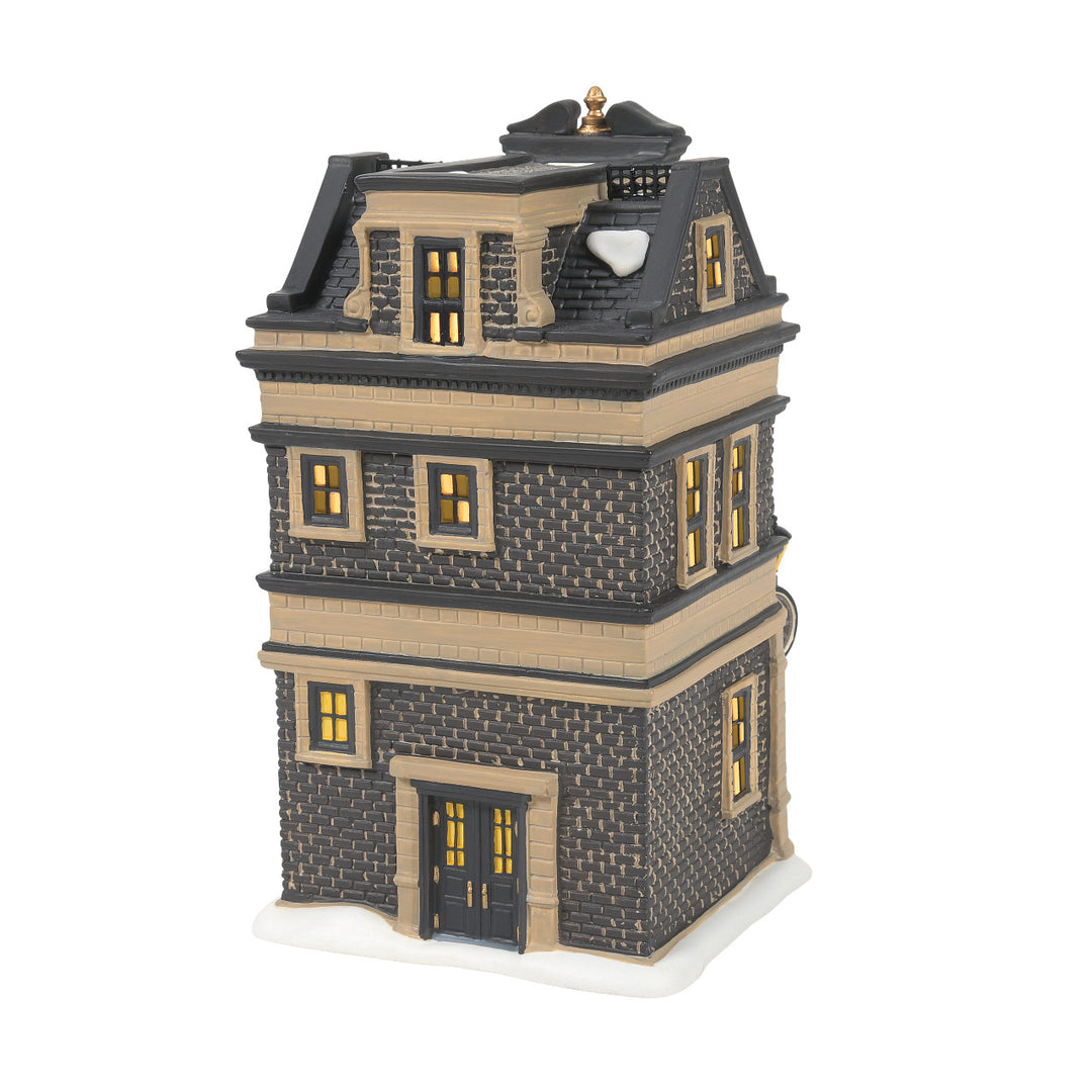 Department 56 Dickens Village: Culpepper's Ruby Jewelers sparkle-castle