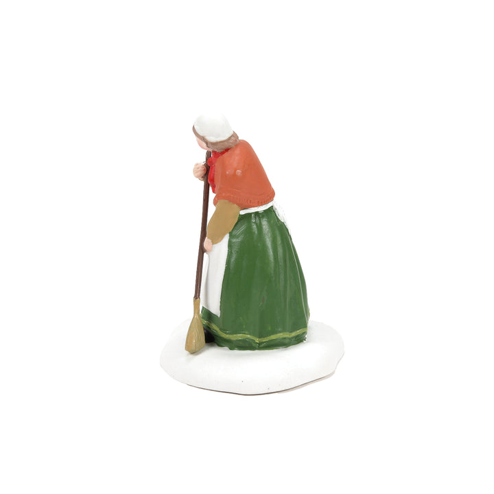 Department 56 Dickens Village Accessory: Friends & Neighbors, Set of 3 sparkle-castle