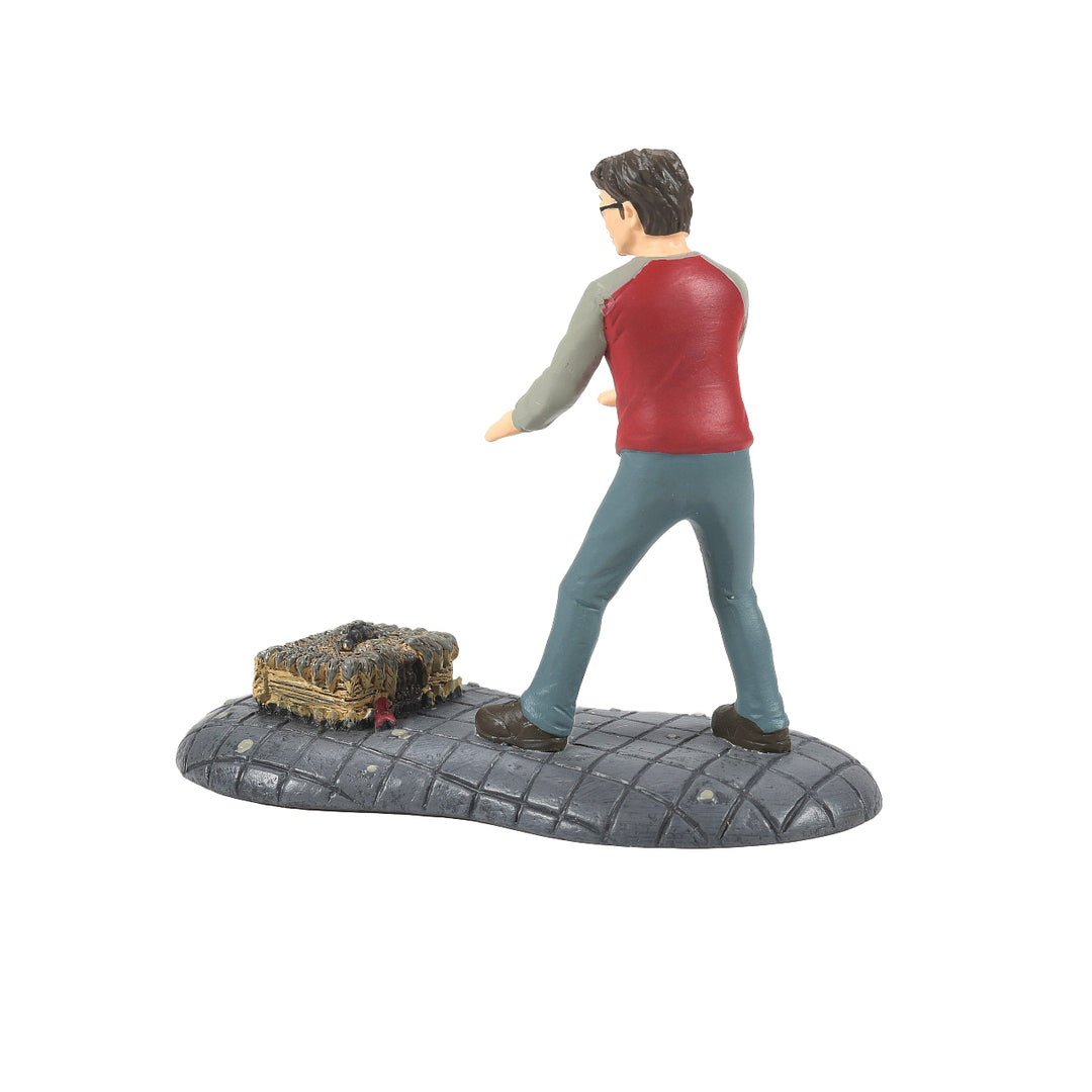 Department 56 Harry Potter Village Accessory: Harry & His Monster Book sparkle-castle