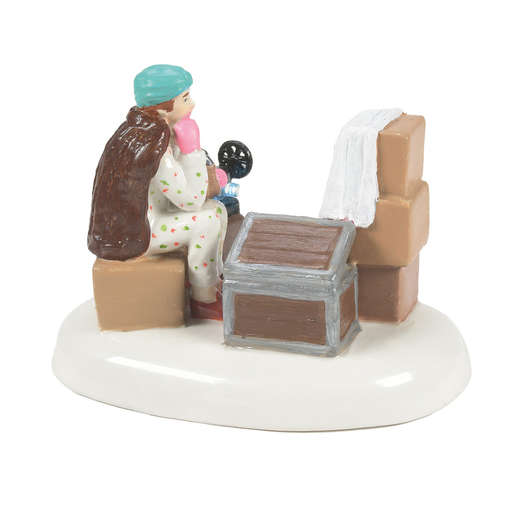 Department 56 National Lampoon's Christmas Vacation Accessory: An Attic Of Christmas Memories sparkle-castle