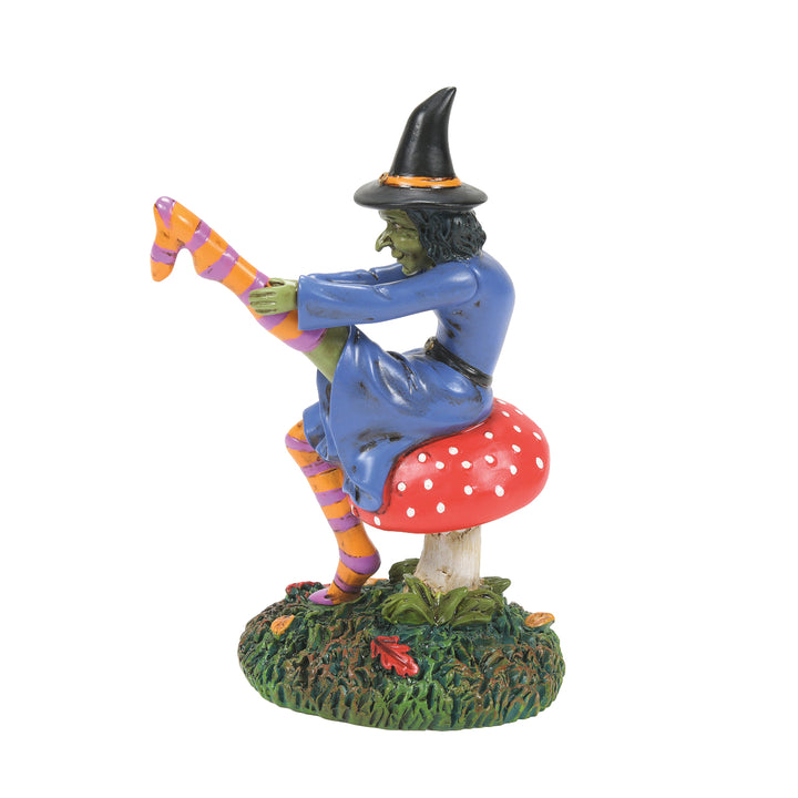 Department 56 Snow Village Halloween Accessory: Darn Good Darn sparkle-castle