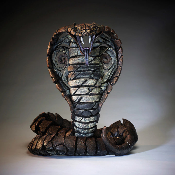 Edge Sculpture: Cobra sparkle-castle