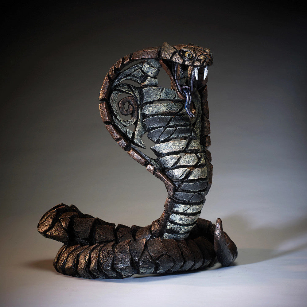 Edge Sculpture: Cobra sparkle-castle