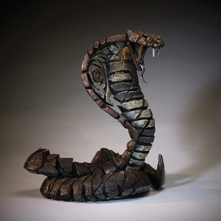 Edge Sculpture: Cobra sparkle-castle