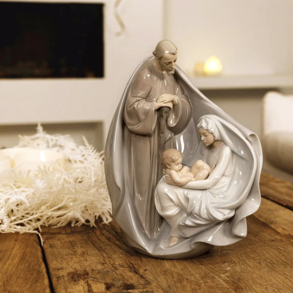 Lladró Holiday Collection: Birth of Jesus Figurine sparkle-castle