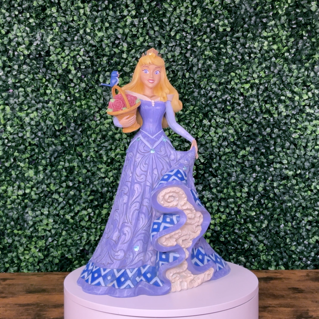 Jim Shore Disney Traditions: Aurora Deluxe 6th in Enchanted Princess Series Figurine