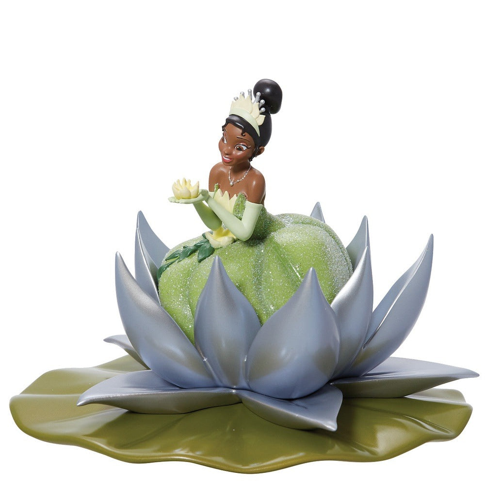 Disney Showcase Icons: D100 Princess Tiana Figurine sparkle-castle