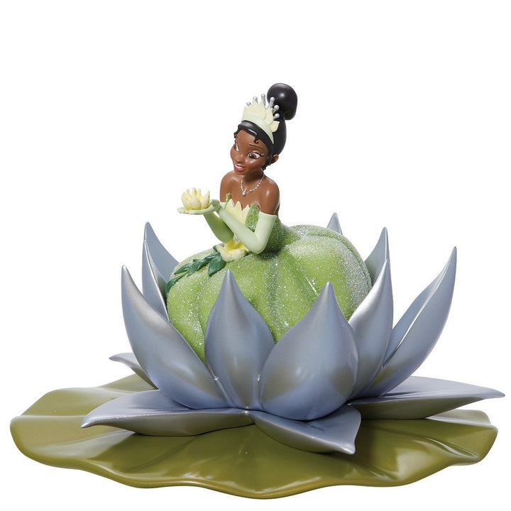 Disney Showcase Icons: D100 Princess Tiana Figurine sparkle-castle