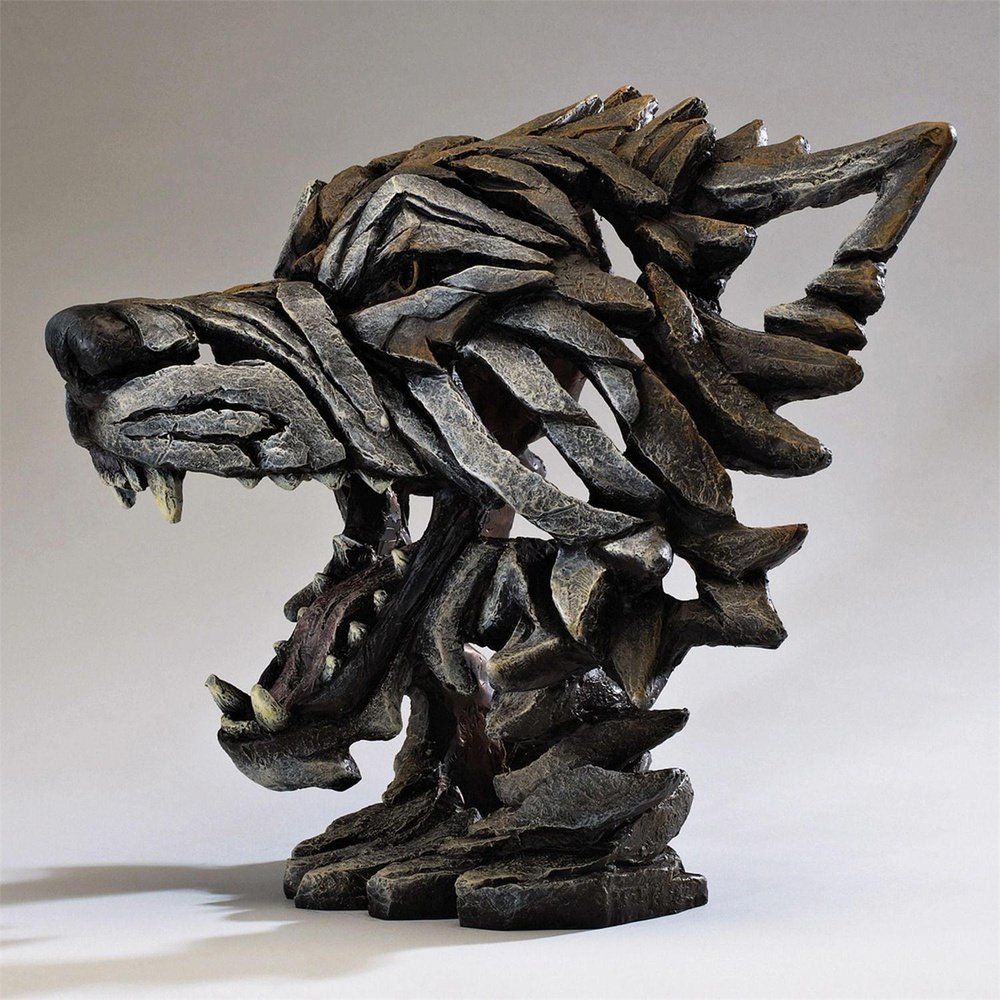 Edge Sculpture: Wolf Bust sparkle-castle