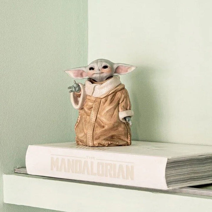 Lladró Feature Film Collection: Grodu Figurine sparkle-castle