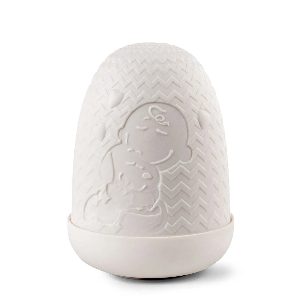 Lladró Peanuts Collection: Snoopy Lithophane sparkle-castle
