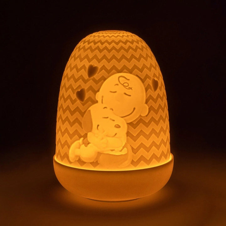 Lladró Peanuts Collection: Snoopy Lithophane sparkle-castle