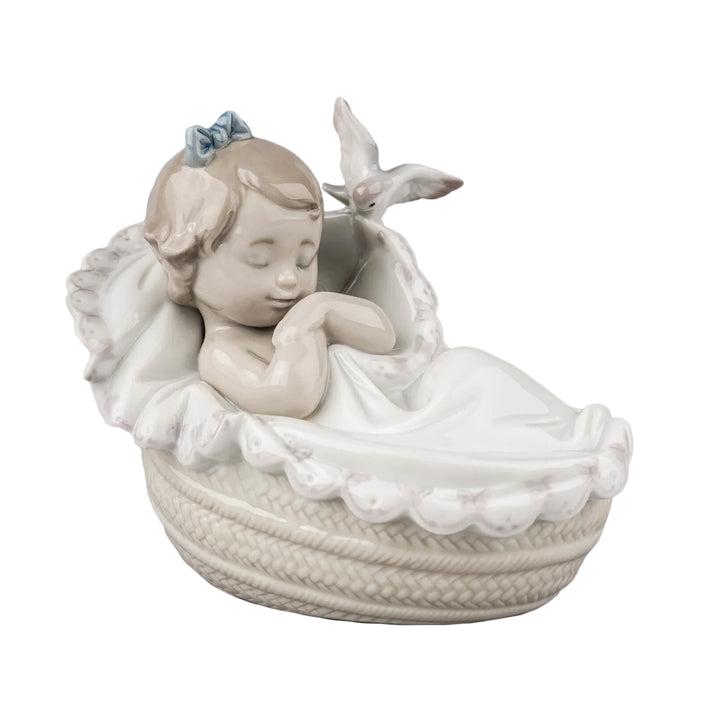 Lladró Treasured Memories Collection: Comforting Dreams Figurine sparkle-castle