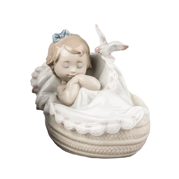 Lladró Treasured Memories Collection: Comforting Dreams Figurine sparkle-castle