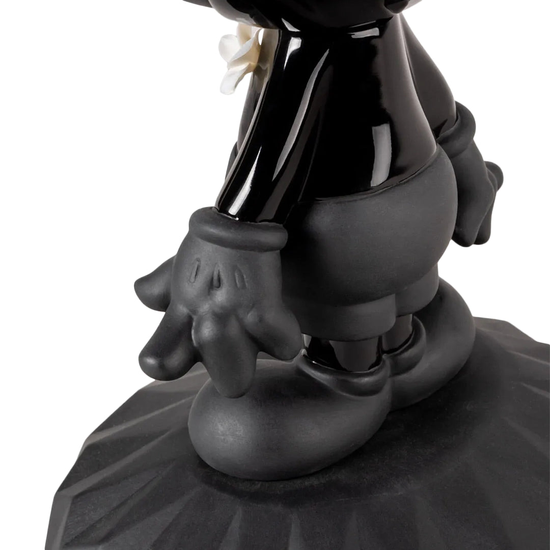 Lladró Disney Animation Collection: Total Black Mickey Figurine sparkle-castle