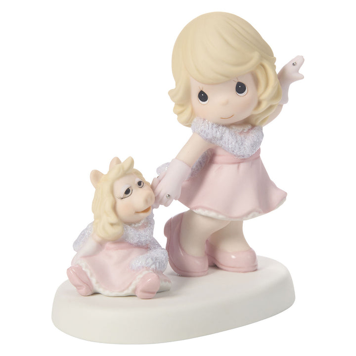 Precious Moments Disney Showcase: The Muppets Girl with Miss Piggy Figurine