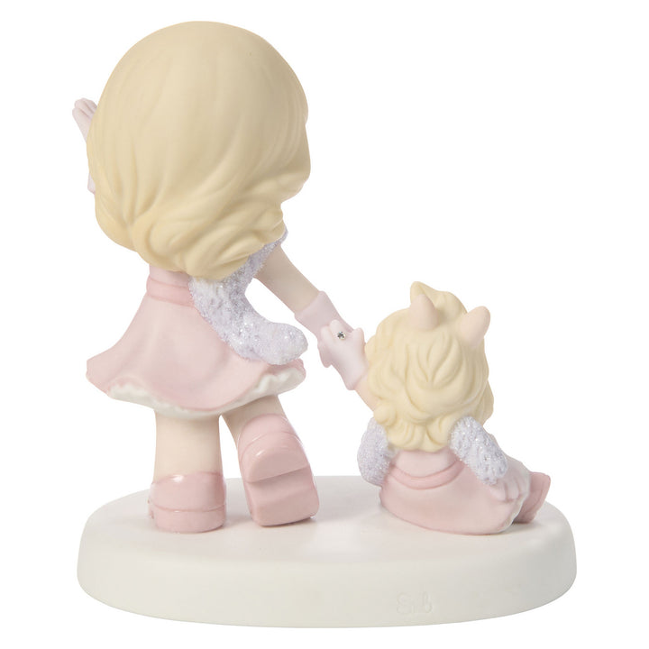 Precious Moments Disney Showcase: The Muppets Girl with Miss Piggy Figurine