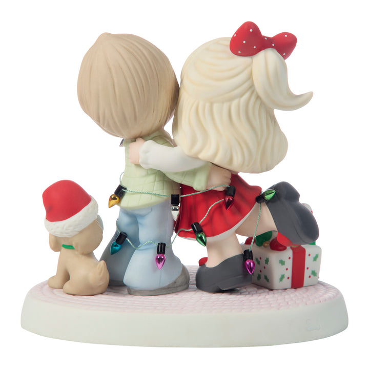 Precious Moments: Couple Tangled Up In Christmas Lights Figurine sparkle-castle