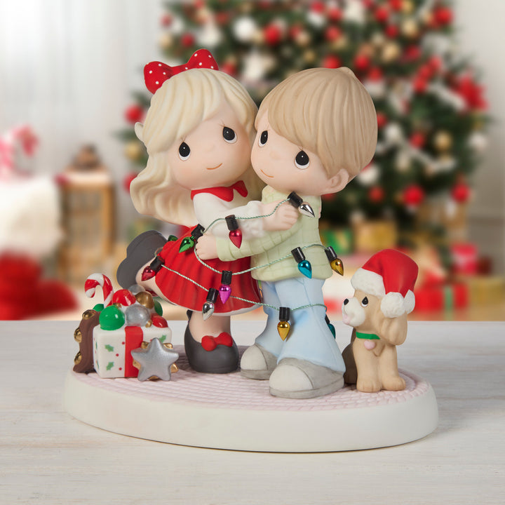 Precious Moments: Couple Tangled Up In Christmas Lights Figurine sparkle-castle