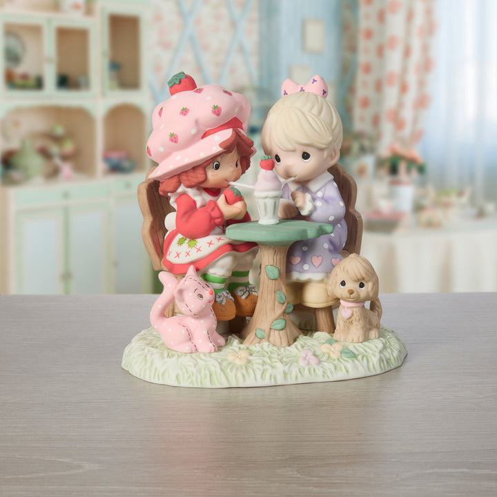 Precious Moments Strawberry Shortcake: Strawberry Shortcake and Friend Sharing A Milkshake Figurine sparkle-castle