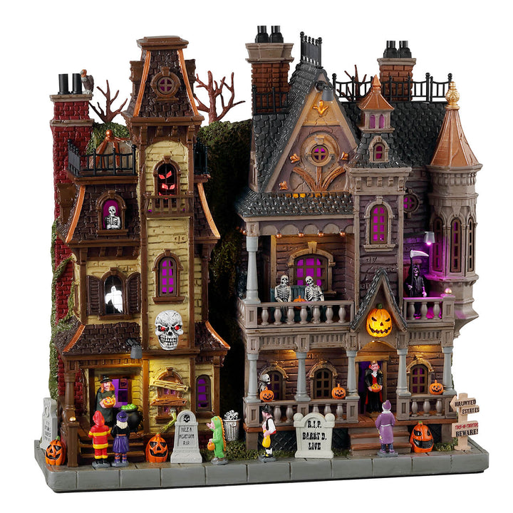 Lemax Spooky Town Halloween Village: Haunted Estates sparkle-castle