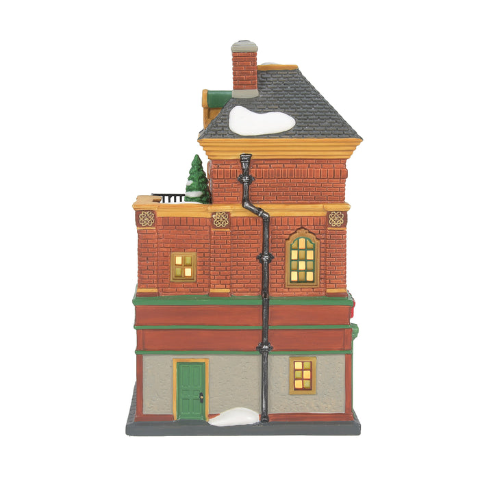 Department 56 Christmas in The City Village: Murphy's Irish Pub sparkle-castle