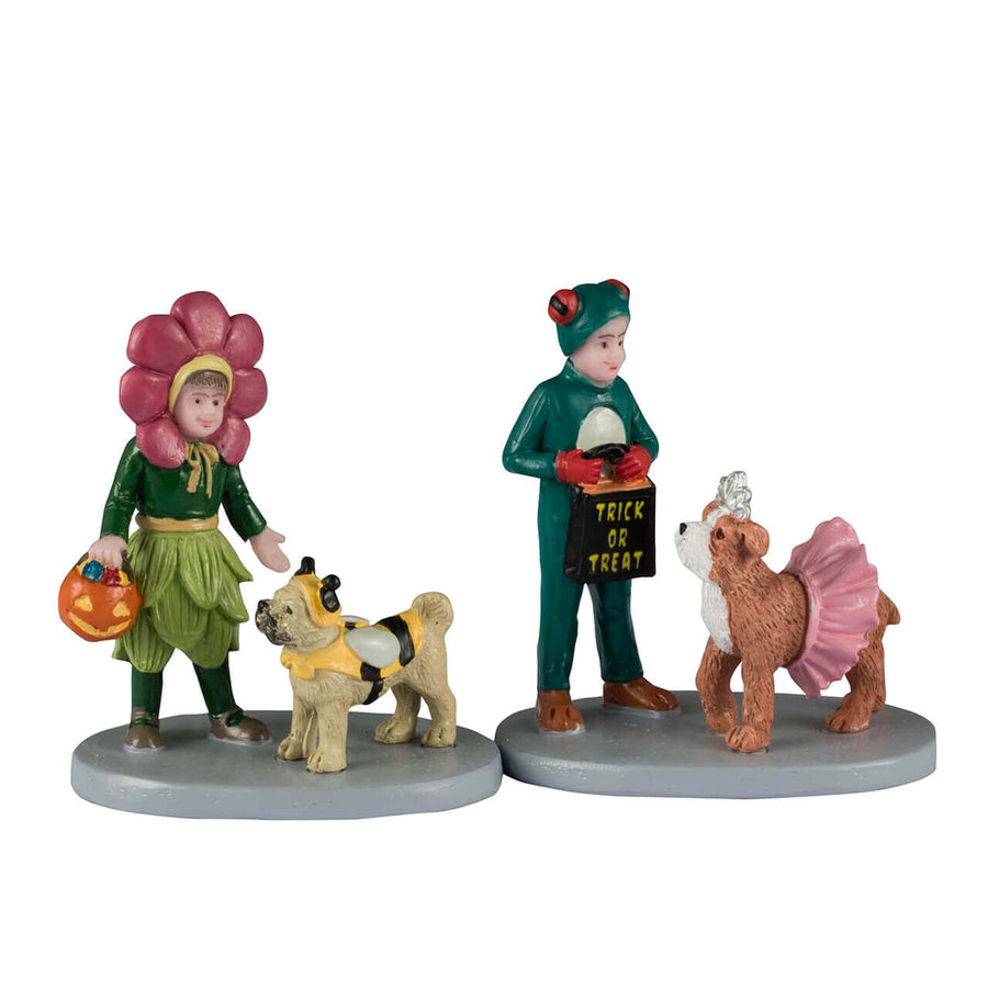 Lemax Spooky Town Halloween Village Accessory: Costumed Companions, Set of 2 sparkle-castle