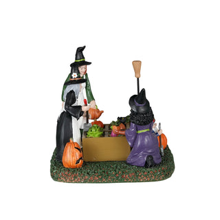 Lemax Spooky Town Halloween Village Accessory: Witches' Community Garden sparkle-castle