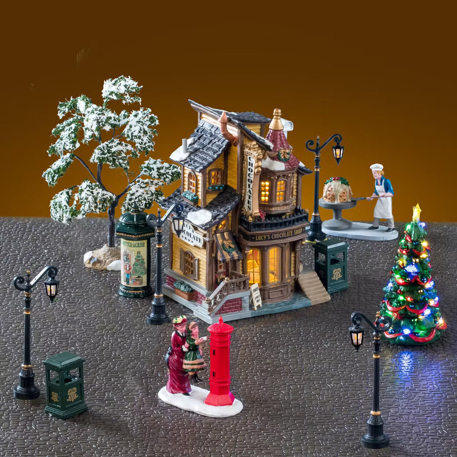 Lemax Caddington Village: Lucy's Chocolate Shop Set sparkle-castle