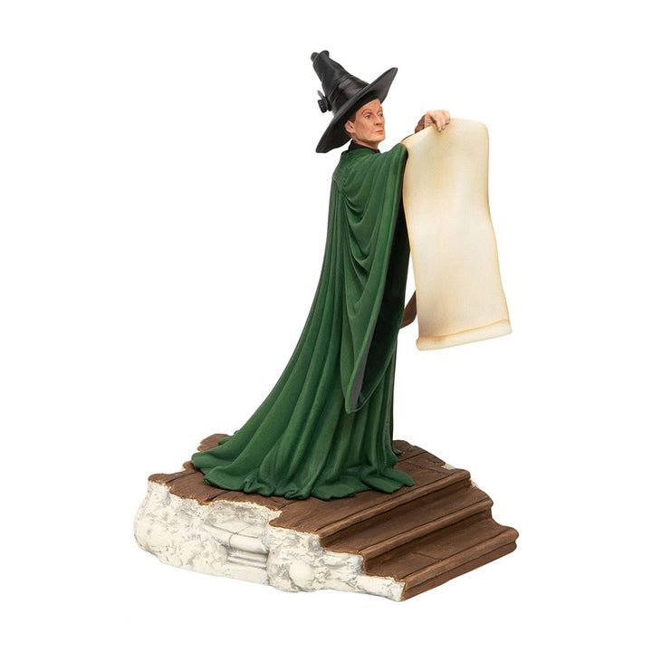 Wizarding World of Harry Potter: Professor McGonagall Figurine sparkle-castle