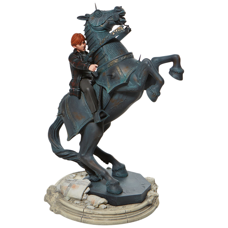 Wizarding World of Harry Potter: Ron on Chess Horse Figurine sparkle-castle