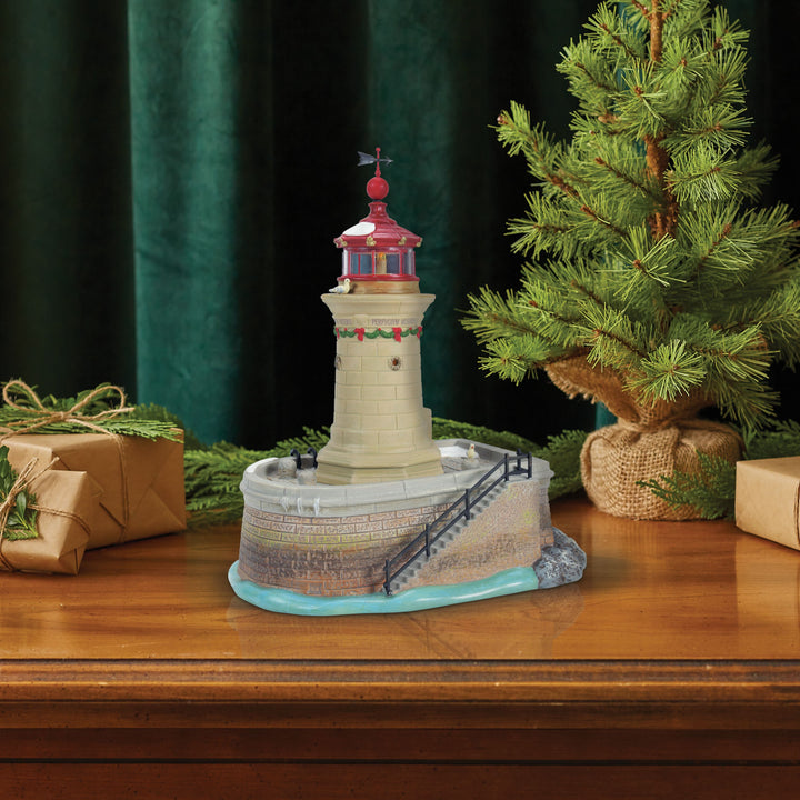 Department 56 Dickens Snow Village: Ramsgate Lighthouse sparkle-castle