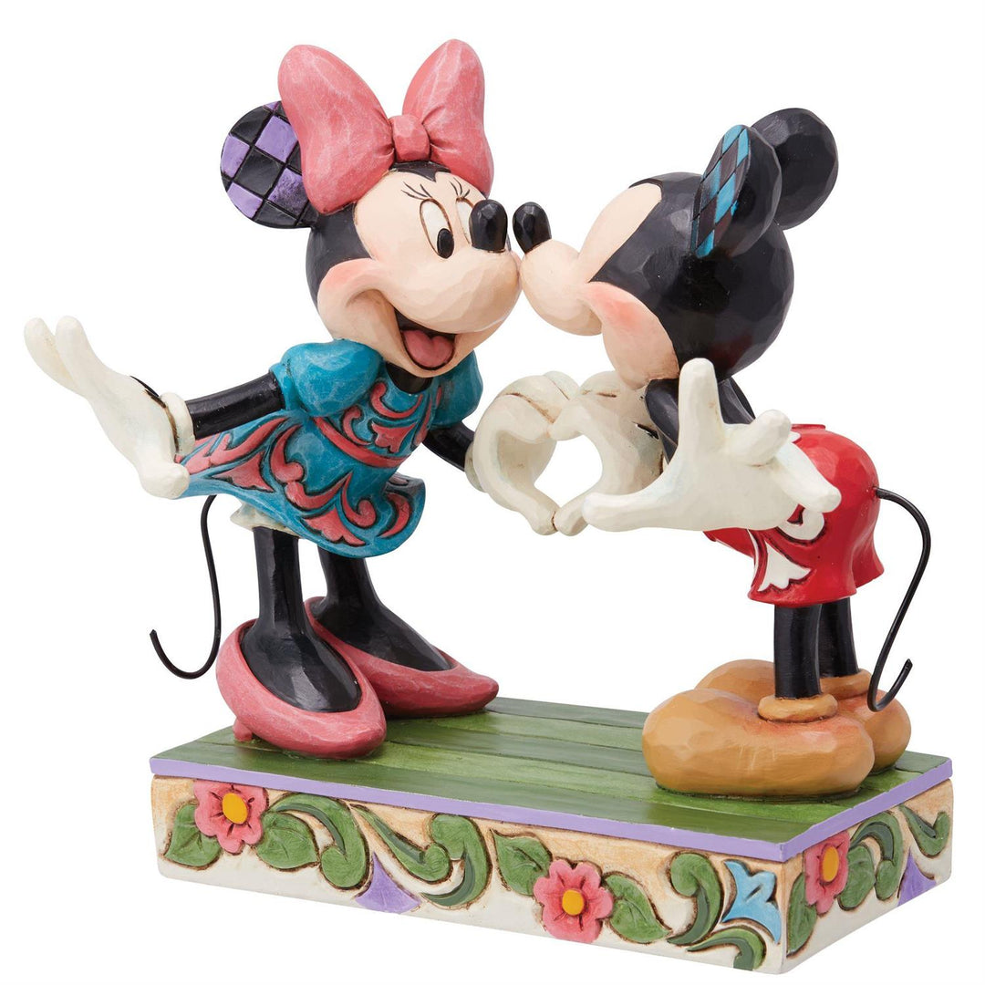 Jim Shore Disney Traditions: Mickey & Minnie With Heart Hands Figurine sparkle-castle