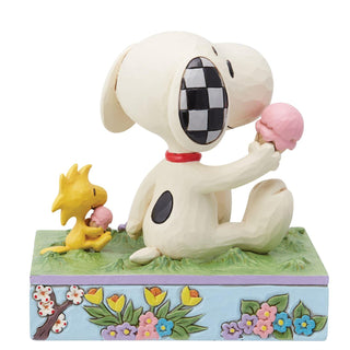 Jim Shore Peanuts: Snoopy & Woodstock Eating Ice Cream Figurine sparkle-castle