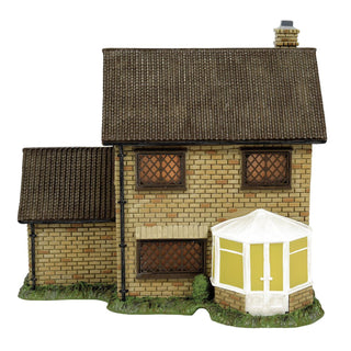 Department 56 Harry Potter Village: No. 4 Privet Drive sparkle-castle